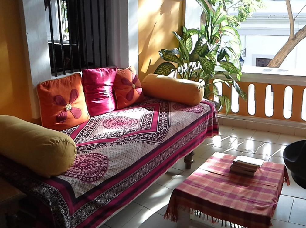 Patricia Guest House Пондичери Екстериор снимка